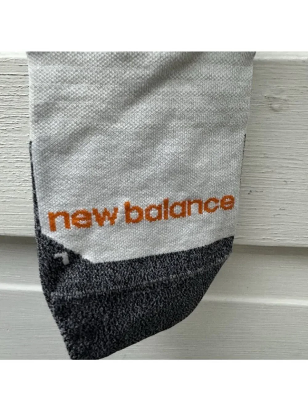 New Balance 2024 NYC Marathon Crew Socks White Gray NWT Unisex Small